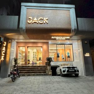 Biển Quảng Cáo Chữ Nổi Alu, Mica